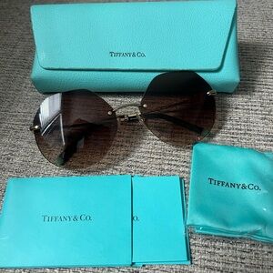 Tiffany & Co. Gradient Brown Sunglasses